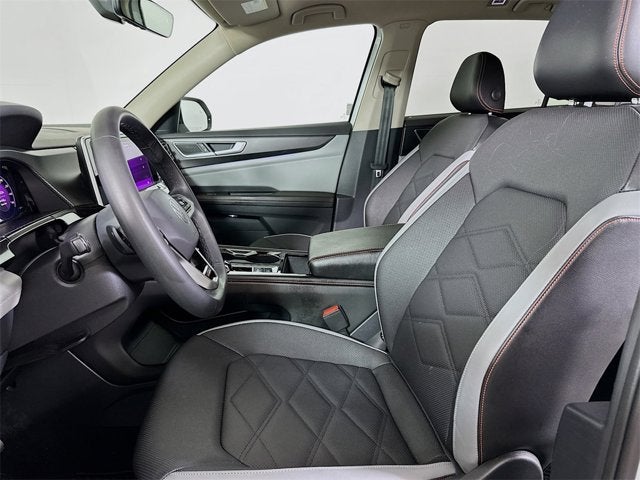 2024 Volkswagen Atlas 2.0T Peak Edition SE w/Technology