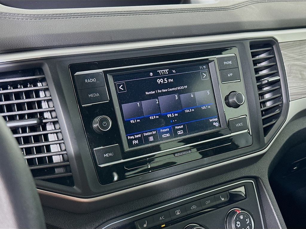 2022 Volkswagen Atlas Cross Sport 2.0T SE