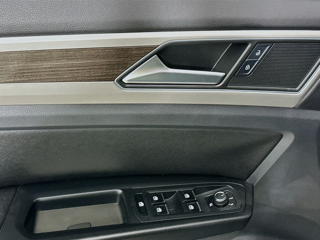2018 Volkswagen Atlas 3.6L V6 SE w/Technology
