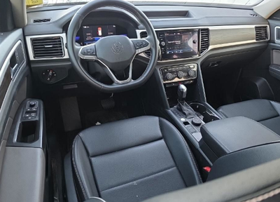 2022 Volkswagen Atlas 3.6L V6 SE w/Technology