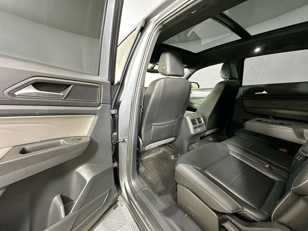 2023 Volkswagen Atlas Cross Sport 2.0T SE w/Technology