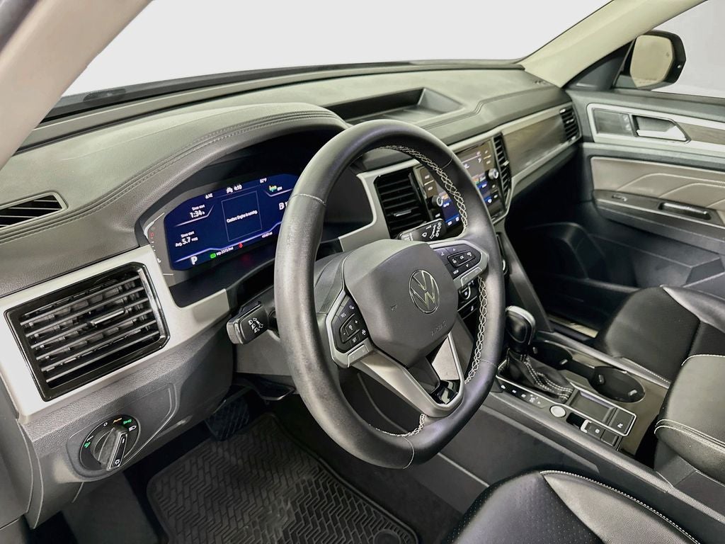 2022 Volkswagen Atlas 3.6L V6 SE w/Technology