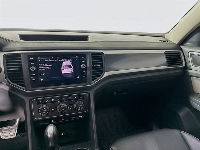 2021 Volkswagen Atlas 3.6L V6 SE w/Technology R-Line