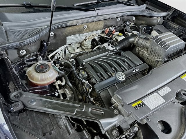 2021 Volkswagen Atlas 3.6L V6 SE w/Technology R-Line