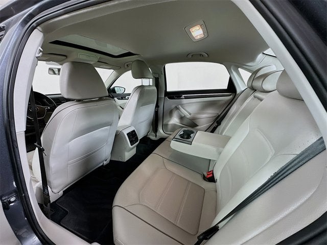 2018 Volkswagen Passat 2.0T SE