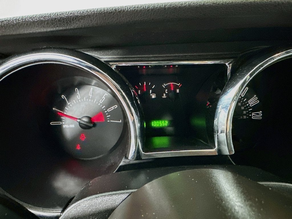 2007 Ford Mustang V6 Deluxe