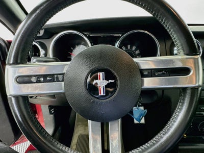 2007 Ford Mustang V6 Deluxe