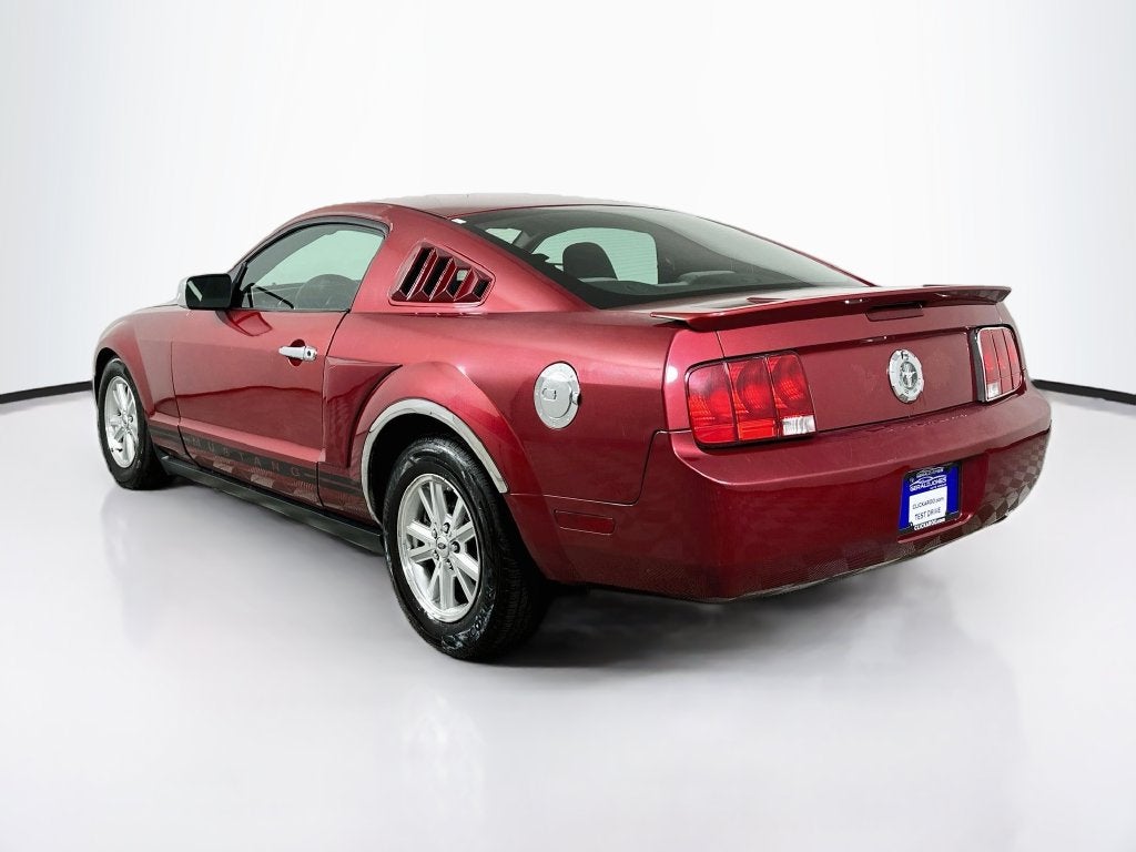 2007 Ford Mustang V6 Deluxe
