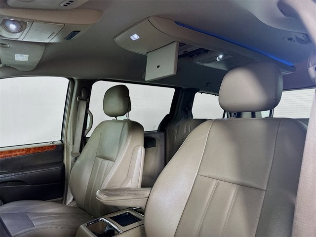 2015 Chrysler Town & Country Touring