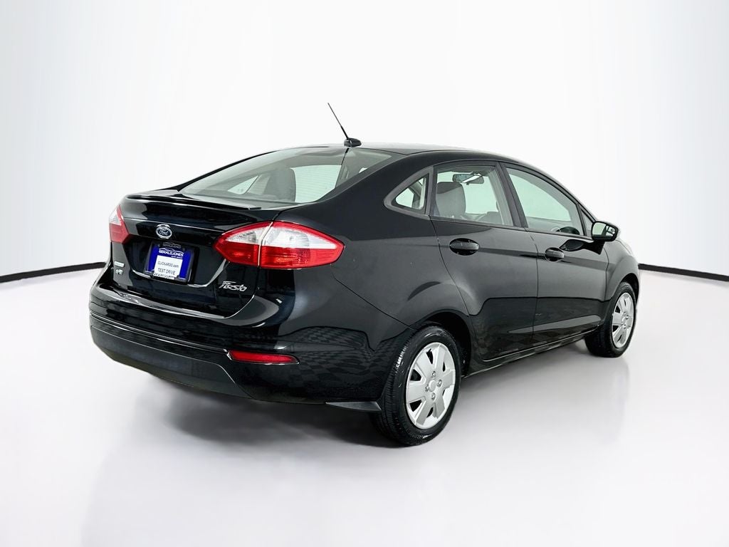 2016 Ford Fiesta SE