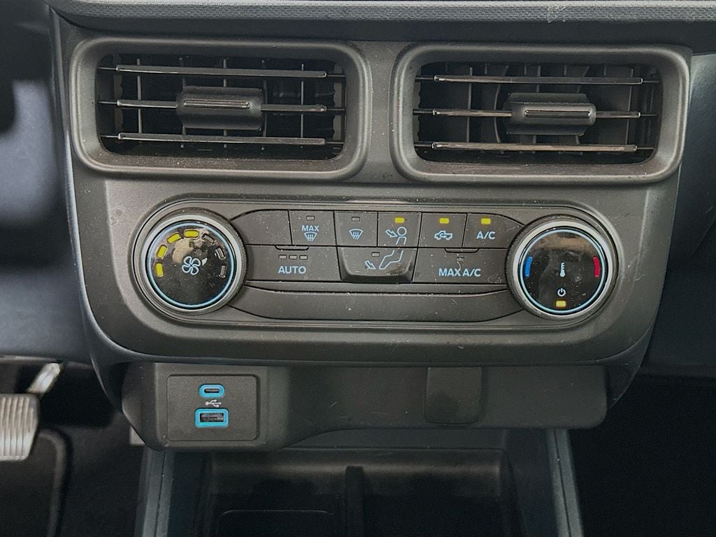 2023 Ford Maverick XL