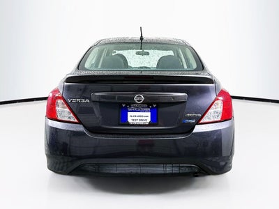 2015 Nissan Versa 1.6 S Plus