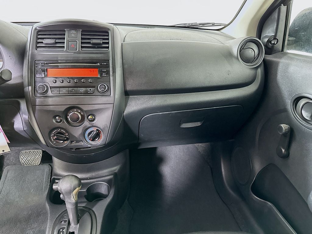 2015 Nissan Versa 1.6 S Plus