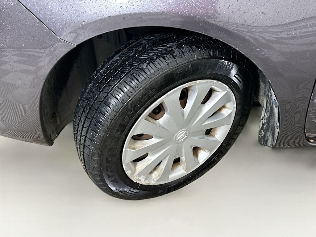 2015 Nissan Versa 1.6 S Plus