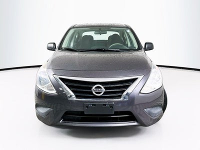 2015 Nissan Versa 1.6 S Plus