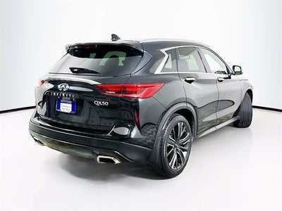 2021 INFINITI QX50 LUXE