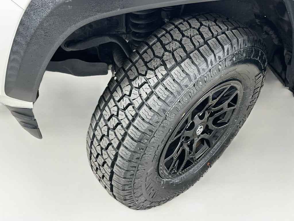 2022 Toyota Tacoma SR V6