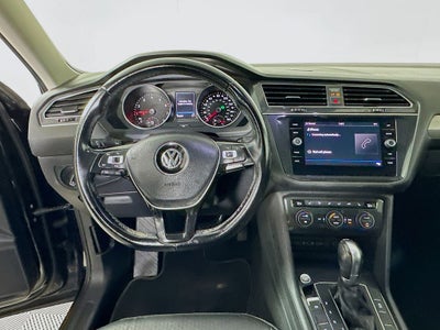 2018 Volkswagen Tiguan 2.0T SE 4Motion