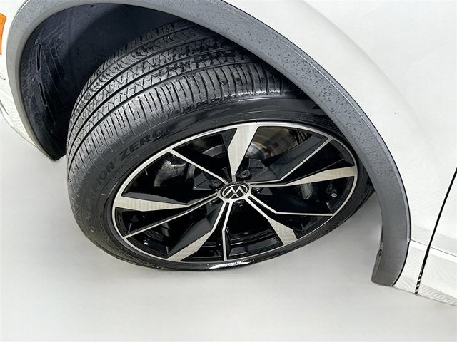 2022 Volkswagen Tiguan SEL R-Line