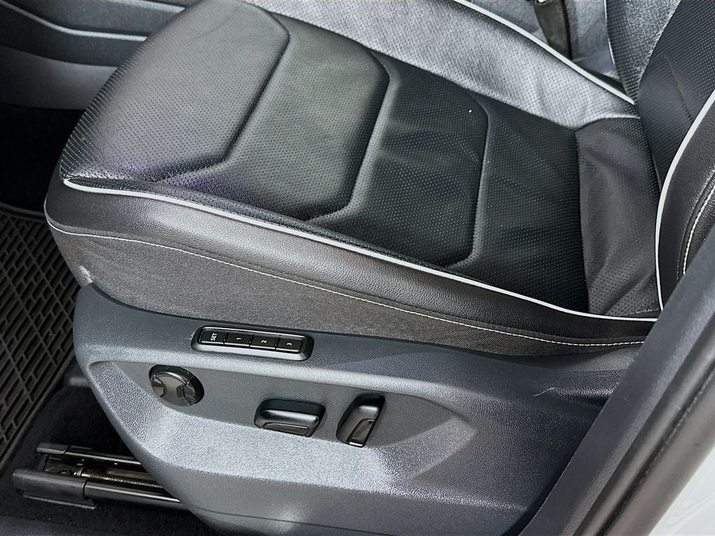 2022 Volkswagen Tiguan 2.0T SEL R-Line