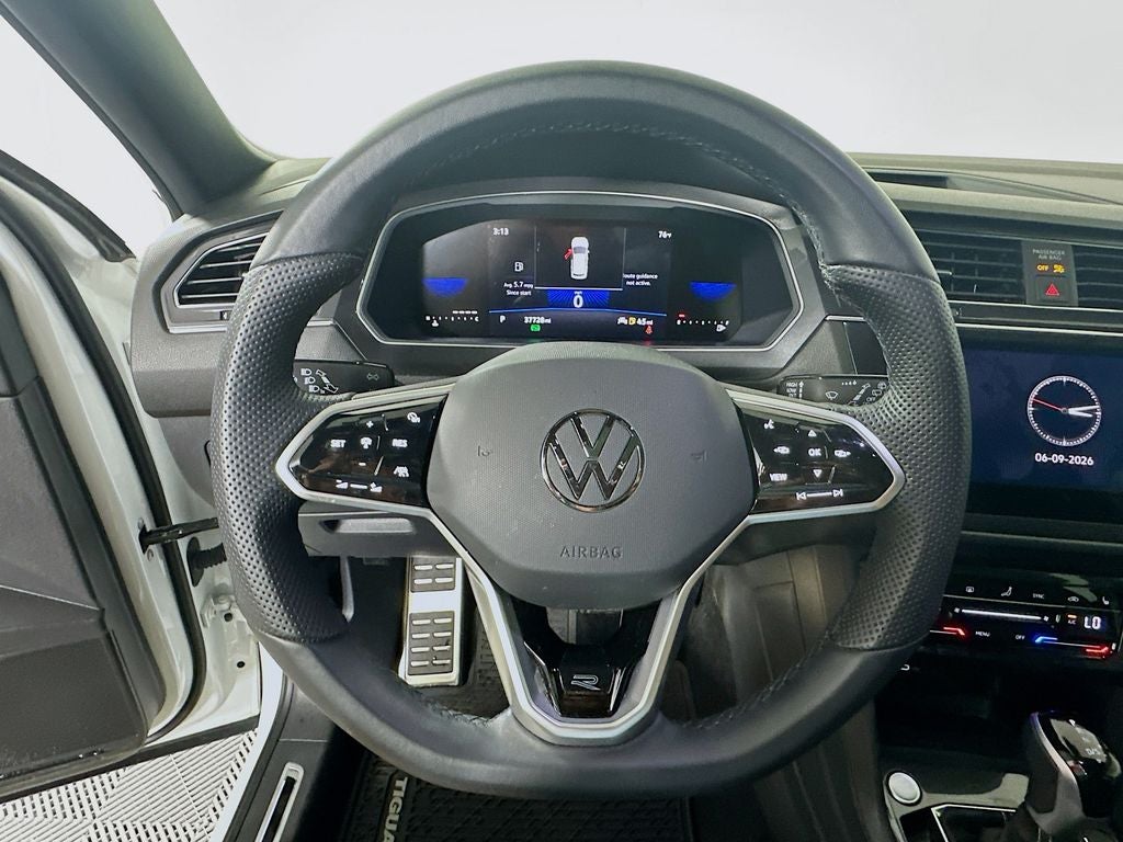 2024 Volkswagen Tiguan 2.0T SE R-Line Black