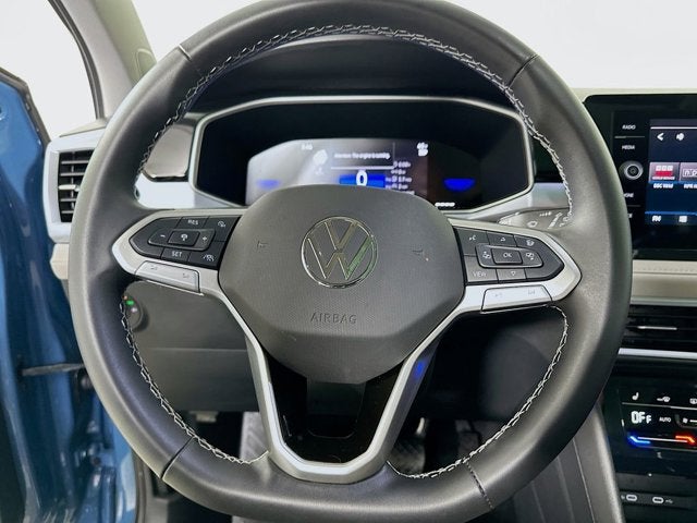 2025 Volkswagen Taos SE