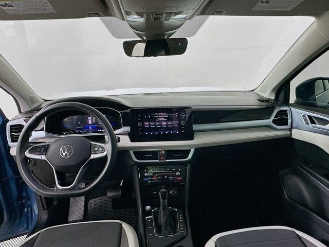 2025 Volkswagen Taos SE