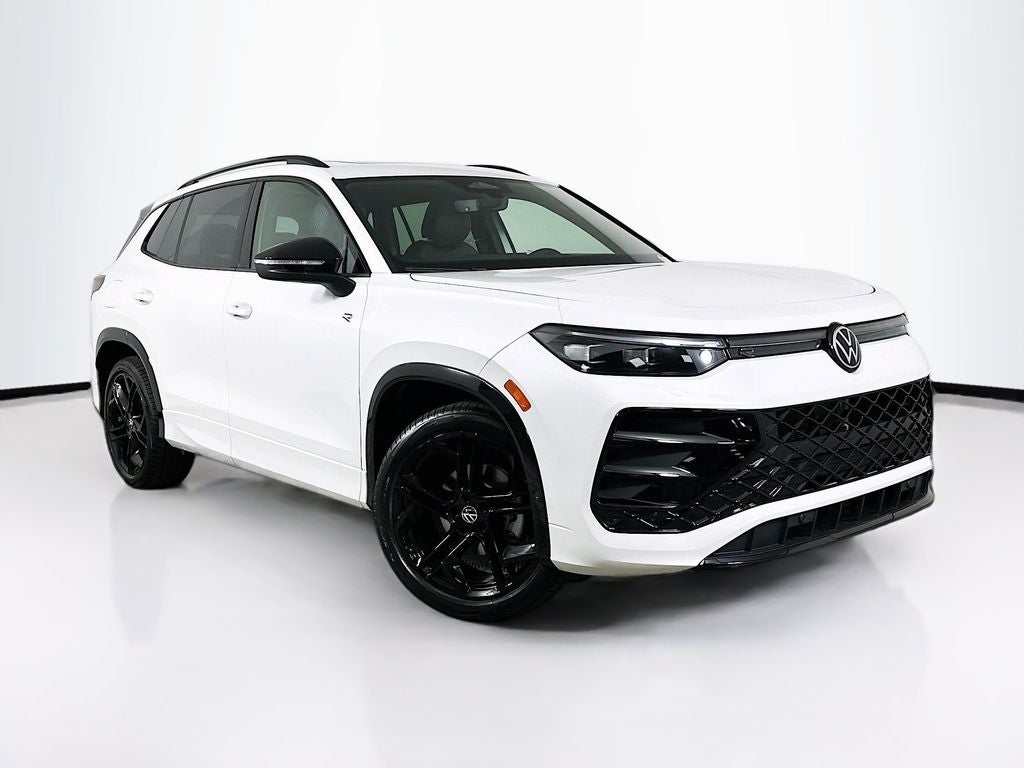 2025 Volkswagen Tiguan 2.0T SE R-Line Black