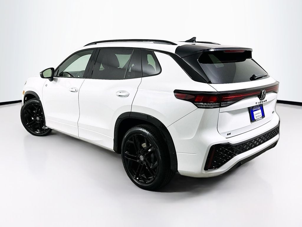 2025 Volkswagen Tiguan 2.0T SE R-Line Black