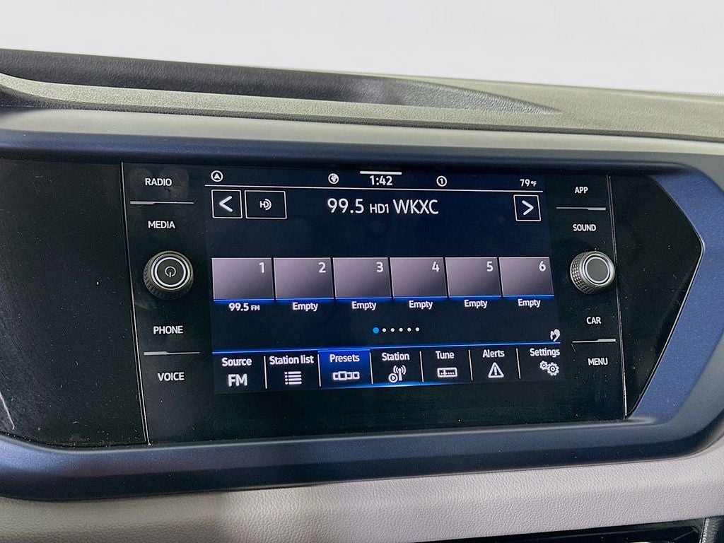 2023 Volkswagen Taos 1.5T SE