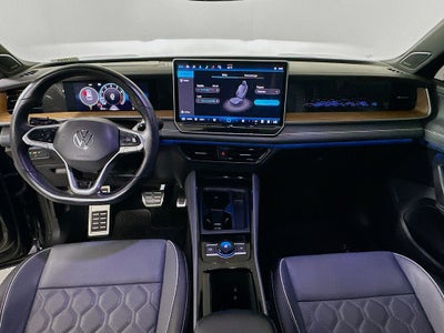2026 Volkswagen Tiguan 2.0T SEL R-Line Turbo
