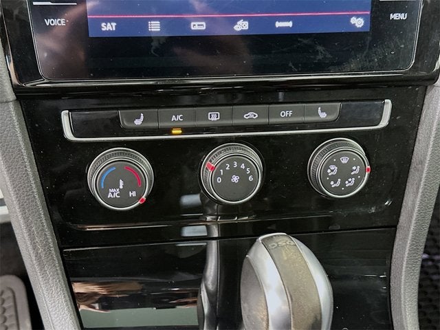 2019 Volkswagen Golf GTI SE