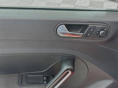 2019 Volkswagen Beetle S