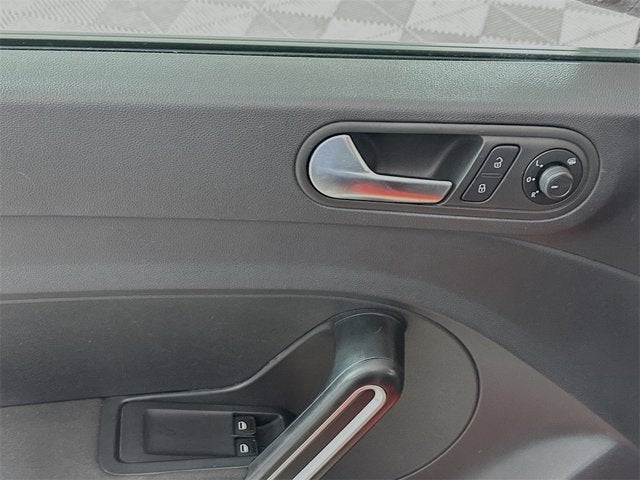 2019 Volkswagen Beetle S