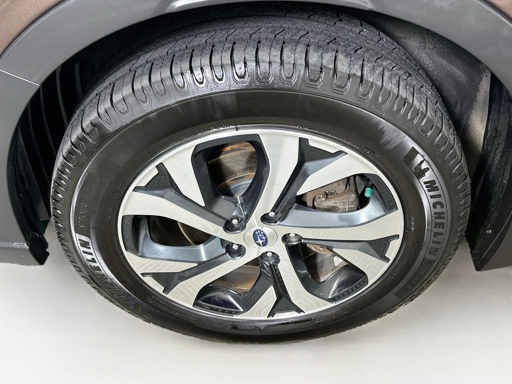 2022 Subaru Outback Touring XT