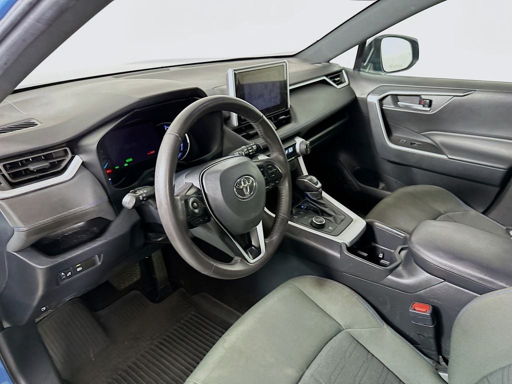 2023 Toyota RAV4 Hybrid SE