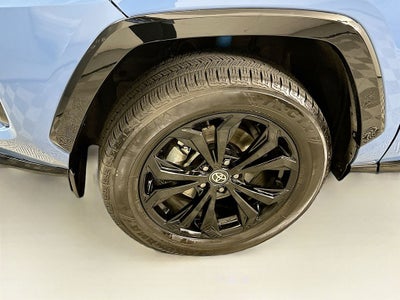 2023 Toyota RAV4 Hybrid SE