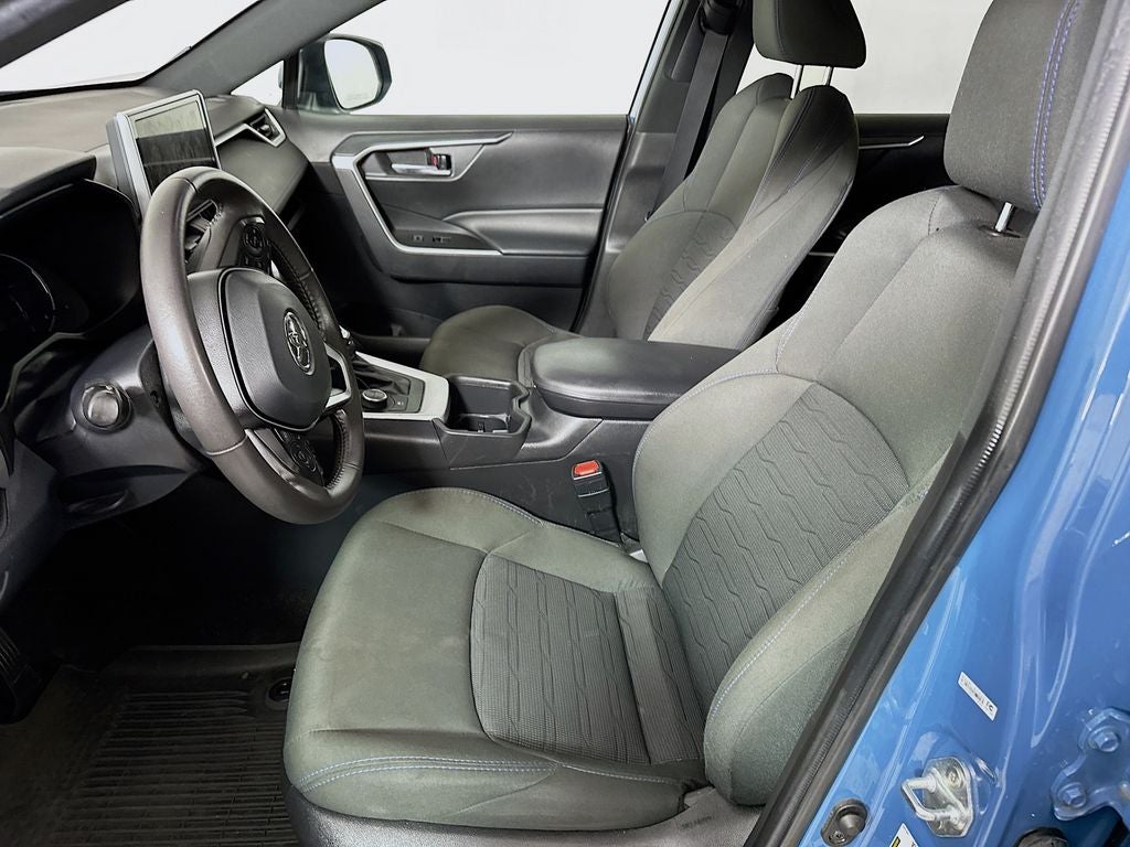 2023 Toyota RAV4 Hybrid SE