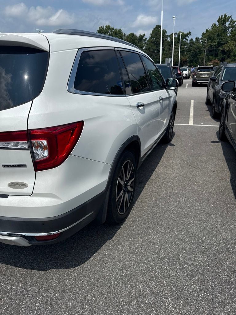 2022 Honda Pilot Touring 7 Passenger