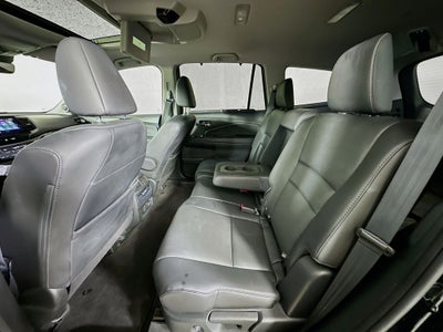 2021 Honda Pilot Touring 8 Passenger