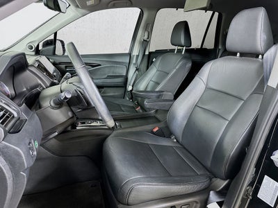 2021 Honda Pilot Touring 8 Passenger