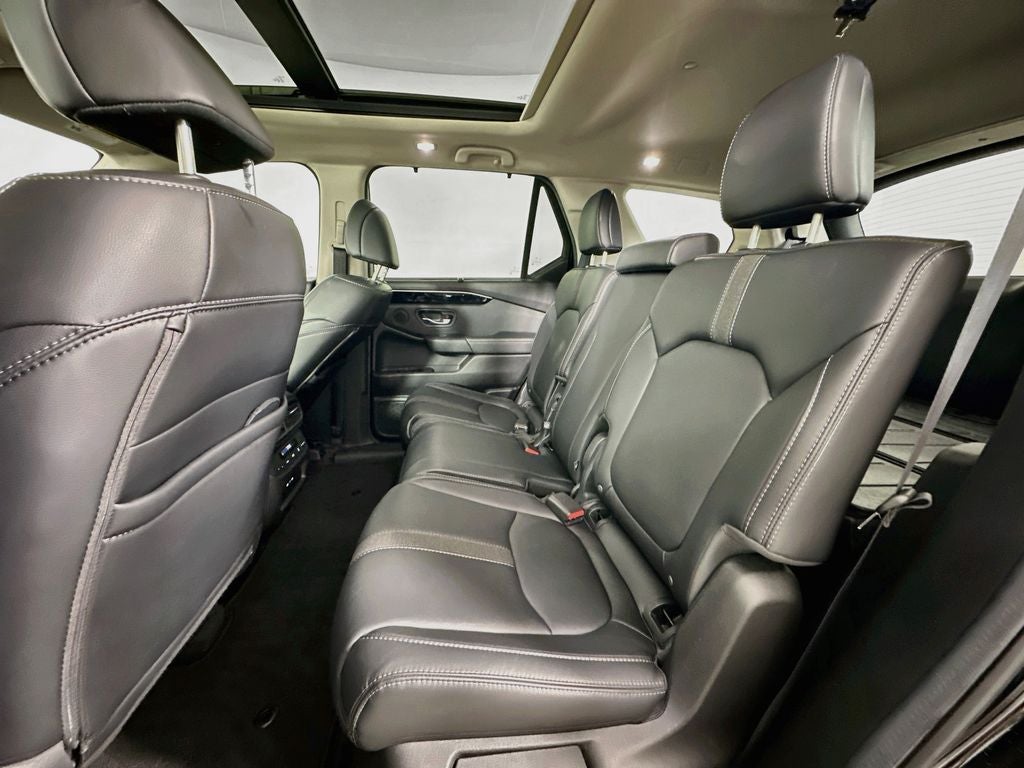 2025 Honda Pilot Touring