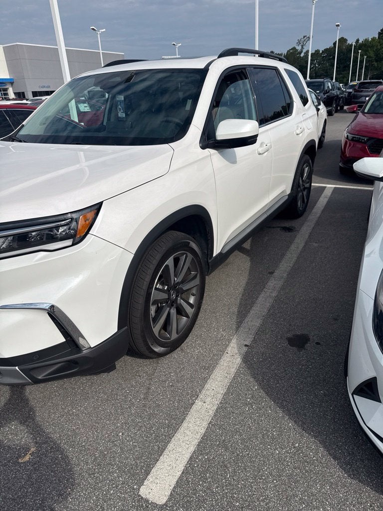 2025 Honda Pilot Touring