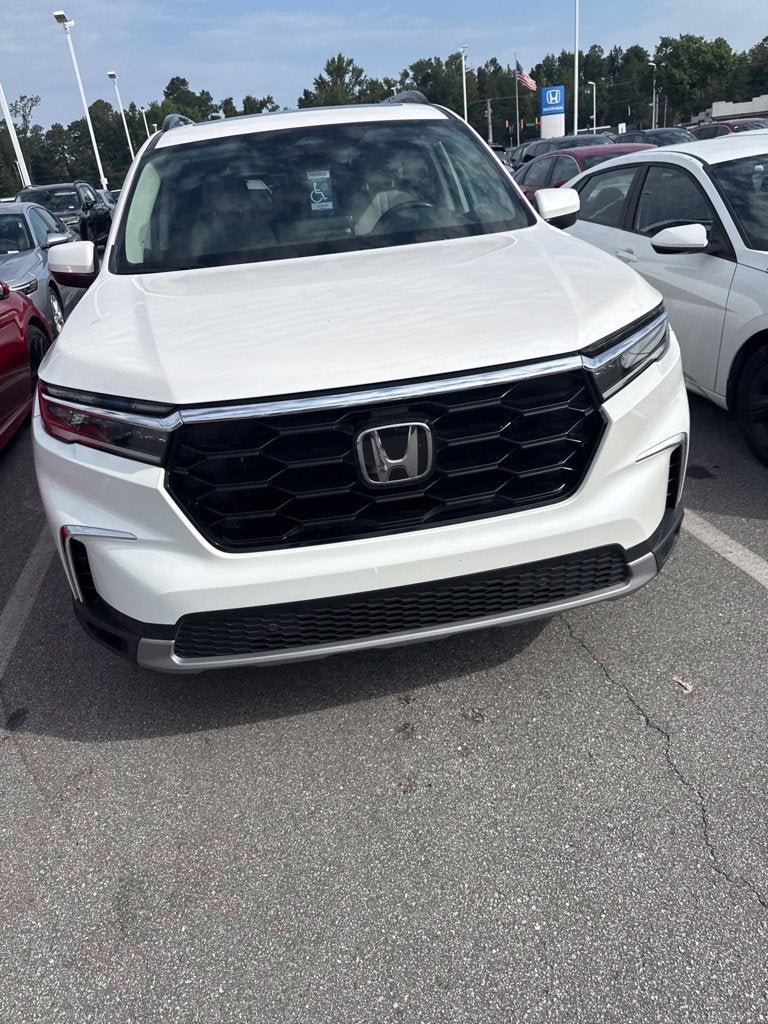 2025 Honda Pilot Touring