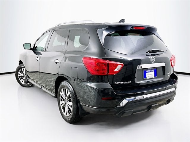2019 Nissan Pathfinder SL