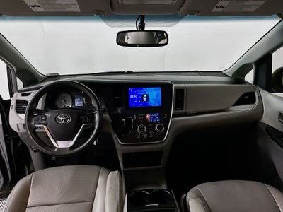 2015 Toyota Sienna LE 8 Passenger