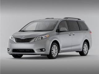 2013 Toyota Sienna XLE 8 Passenger