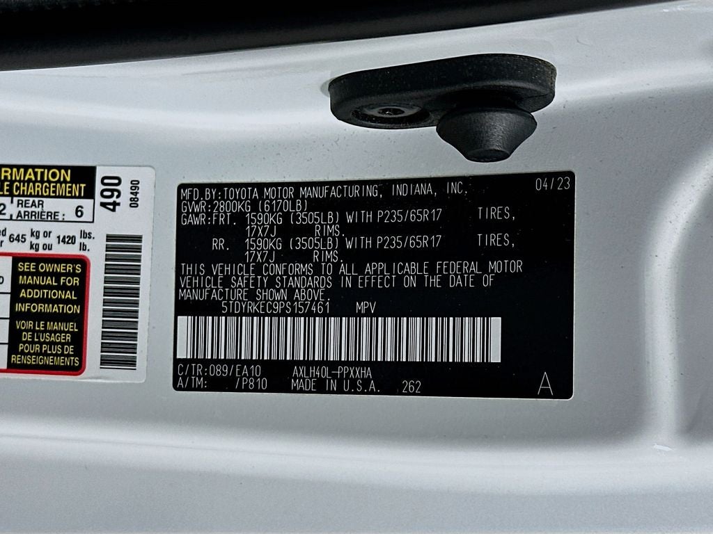 2023 Toyota Sienna XLE 8 Passenger