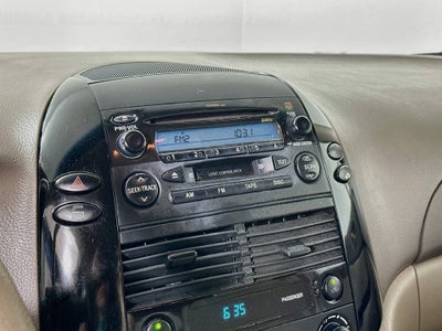 2004 Toyota Sienna LE