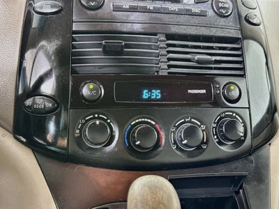 2004 Toyota Sienna LE